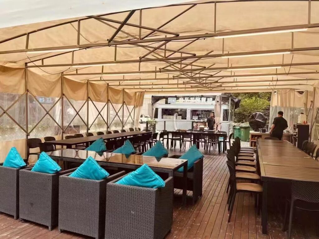 Custom Ground-Mounted Manual Retractable Awning for Outdoor Dining Custom Ground-Mounted Manual Retractable Awning for Outdoor Dining